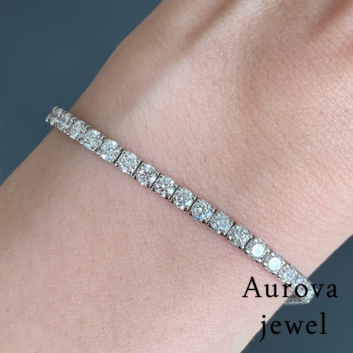 Round Diamond Tennis Bracelet | Classic Luxury Diamond Bracelet Main image