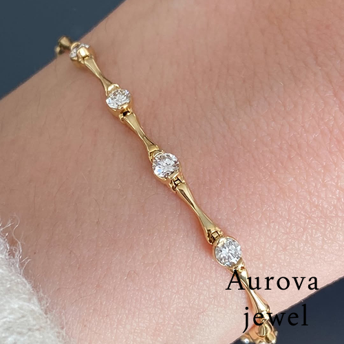Bezel Station Diamond Bracelet in 14K Yellow Gold | Lab-Grown Diamond Bracelet Main image