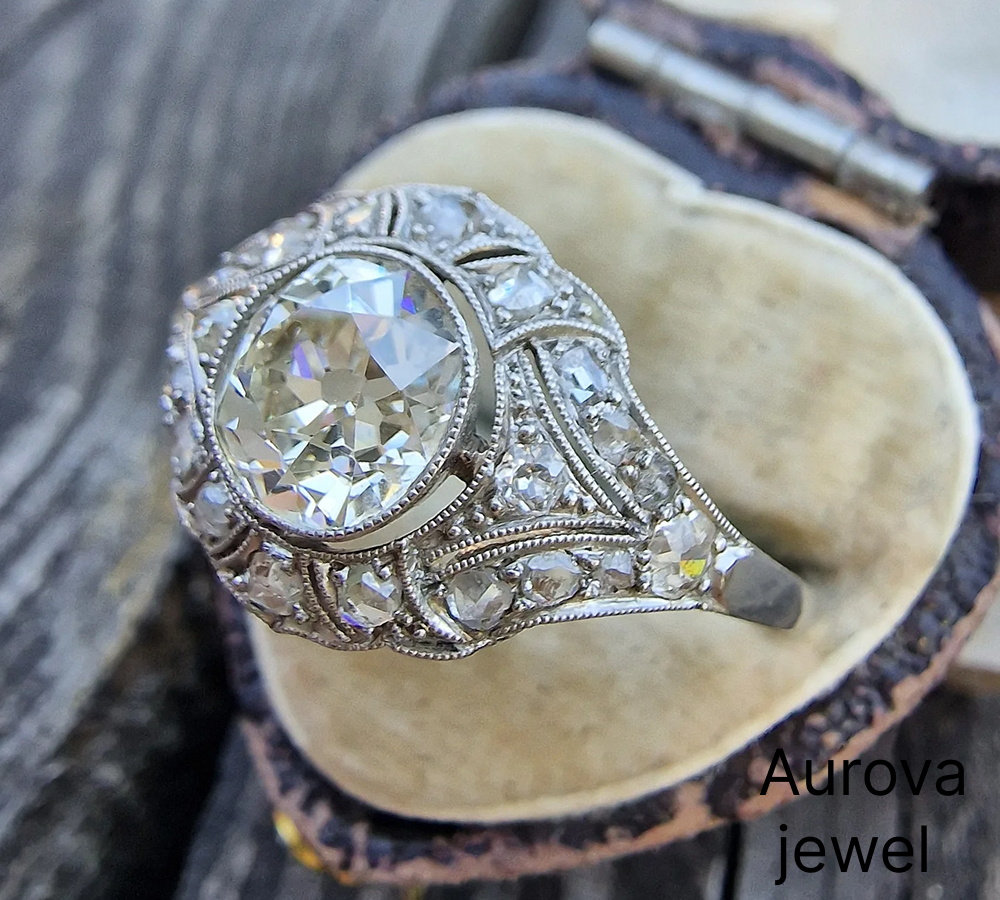 Vintage Old Mine Cut Diamond Engagement Ring | Antique Gold Ring