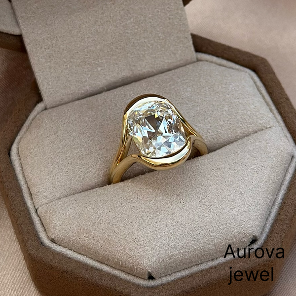 Old Cut Diamond Ring | Oval Vintage Gold Ring | Aurova Jewel
