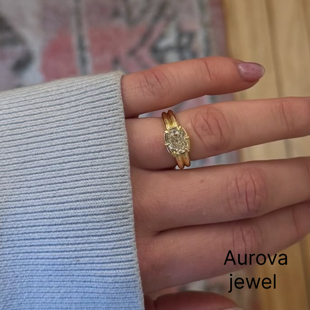 Round Cut Diamond Split Shank Ring | Gold Engagement Ring | Aurova Jewel Secondary image