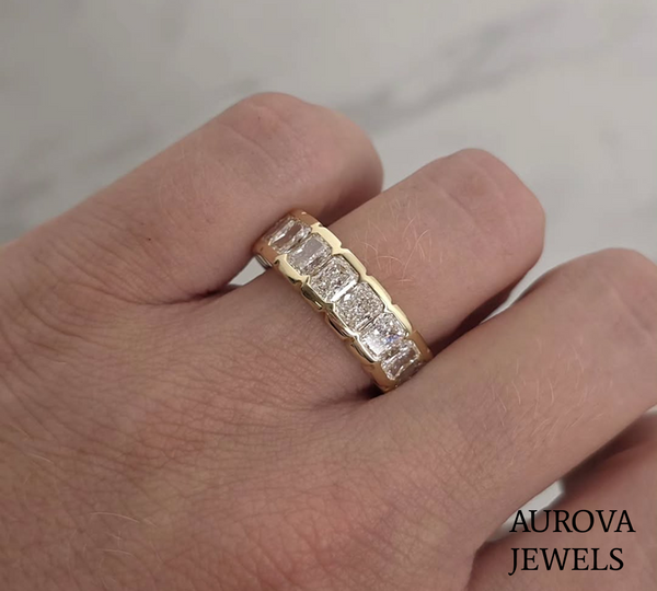 Emerald Cut Diamond Eternity Band | Gold Wedding Ring