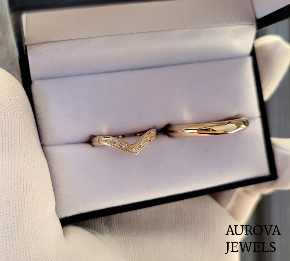 Chevron Diamond Wedding Ring Set | Curved Gold Bridal Bands Secondary image