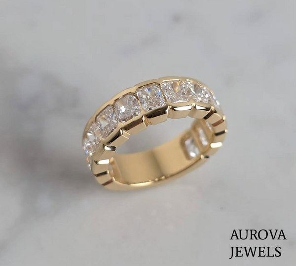 Emerald Cut Diamond Eternity Band | Gold Wedding Ring