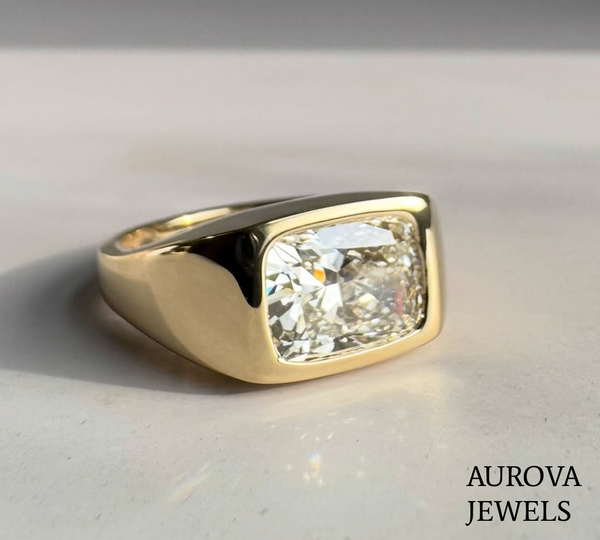 Cushion Cut Bezel Set Diamond Signet Ring | Gold Statement Ring