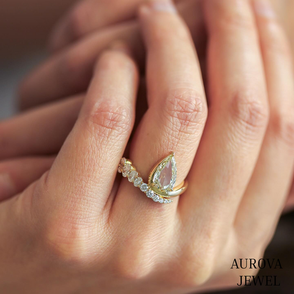 Pear Cut Yellow Diamond Ring, 14K Solid Gold Engagement Ring, Curved Diamond Wedding Band, Unique Bridal Ring, Anniversary Gift for Her