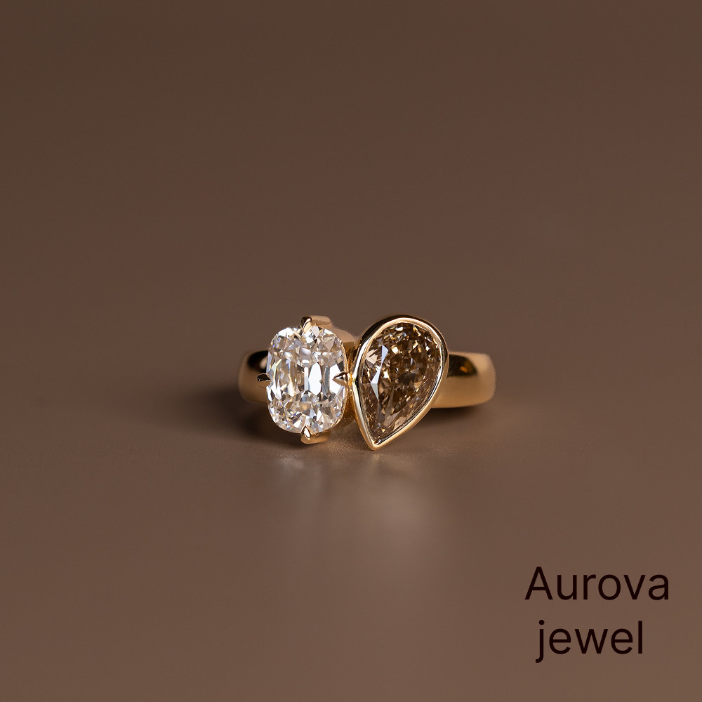 Pear & Oval Toi et Moi Diamond Ring | Two Stone Yellow Gold Ring
