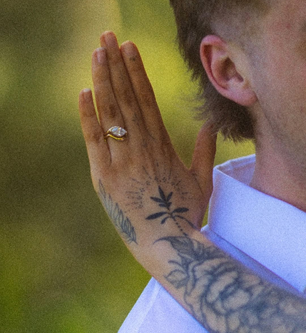 ENGAGEMENT RING