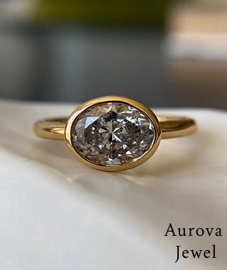 Luxury Oval Salt and Pepper Diamond Bezel Ring in 14K Yellow Gold – Vintage Inspired Solitaire Engagement Ring for Women