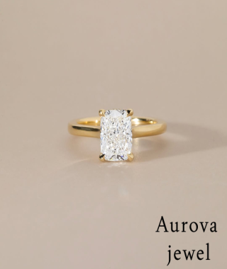 Radiant Cut Solitaire Diamond Engagement Ring in 14K Yellow Gold