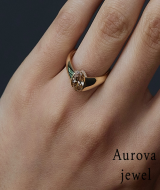 Luxury Oval Cut Solitaire Diamond Signet Ring in 14K Yellow Gold &ndash; Modern Minimalist Statement Engagement Ring for Women