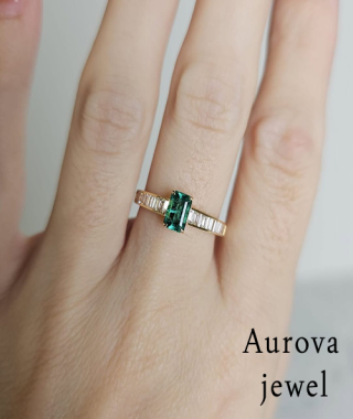 Emerald Cut Green Diamond Ring, Baguette Diamond Engagement Ring, Minimalist Gold Promise Ring, Unique Bridal Jewelry Gift for Women